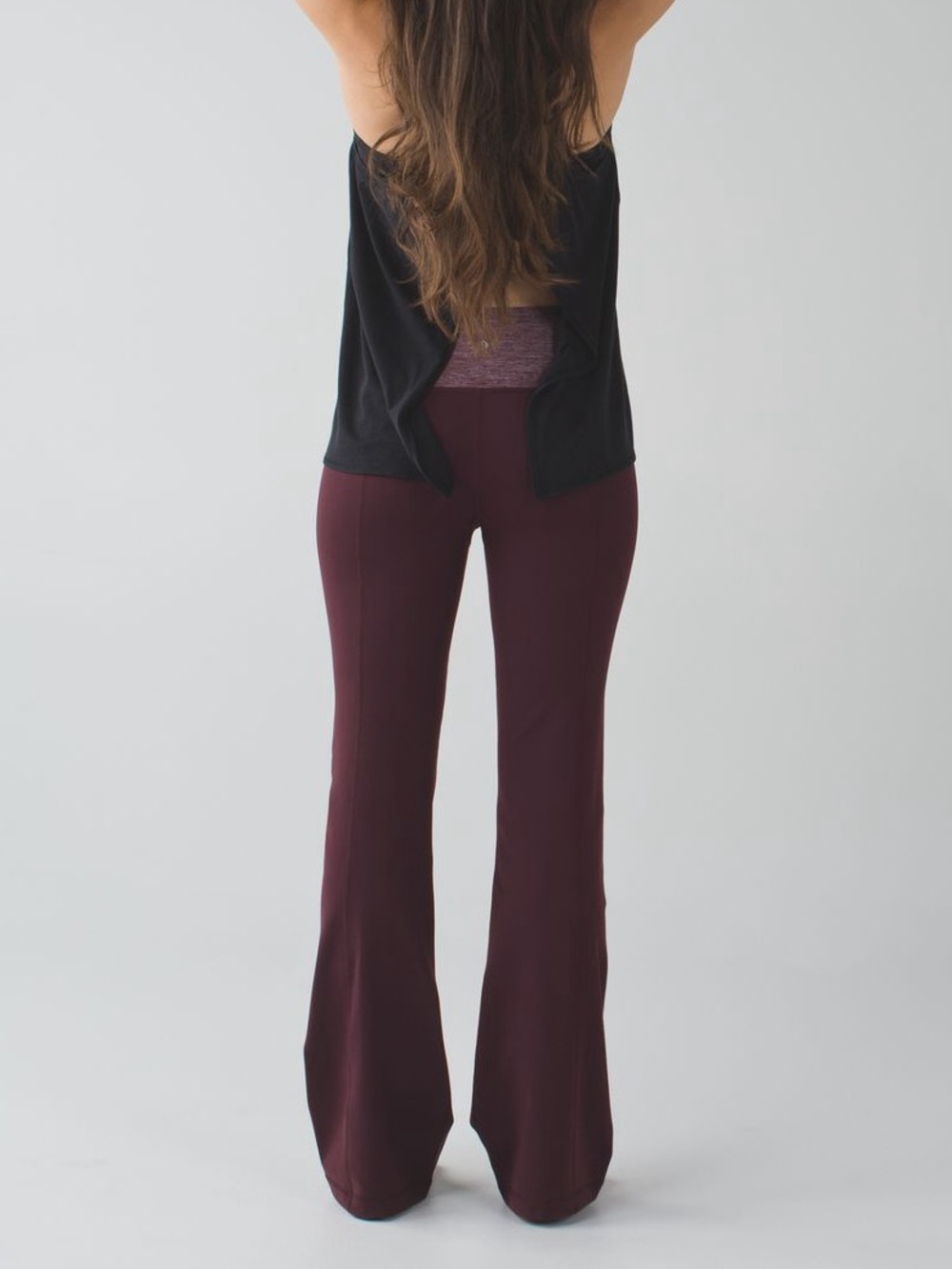 Lululemon Groove Pant III (Regular)
Bordeaux Drama / Heathered Bordeaux Drama 8